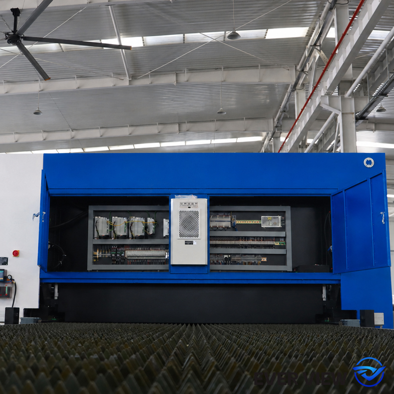 De upgrade van het EVER VIEW-toevoersysteem voor de lasersnijmachine verbetert de geautomatiseerde verwerkingsefficiëntie verder